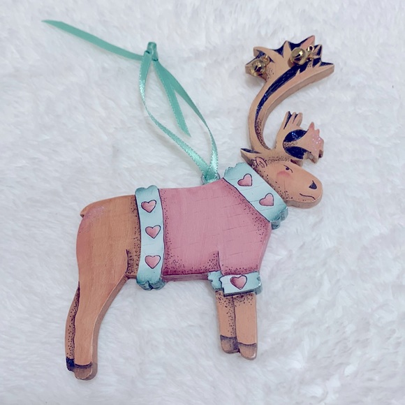 Alaska caribou reindeer wood ornament Mary Harper - Picture 1 of 12